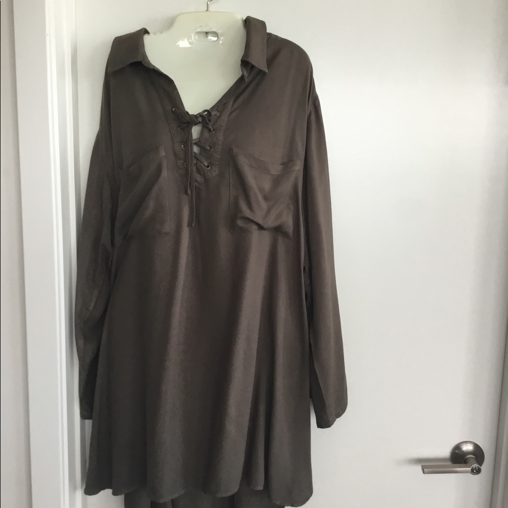 EN Crème Green Long Sleeve Shirtdress. Size  3X $25 - Picture 3 of 10